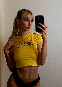 Mila Klein image 2 of 3