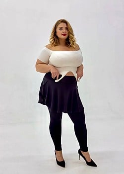 Mila Ross image 4 of 4