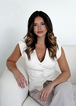 Milena Game image 2 of 3
