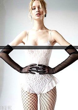 Milena Garbo image 1 of 4