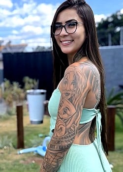Milena Mazieiro image 2 of 3