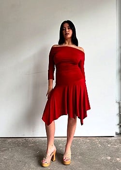 Millie Hannah (Instagram) image 3 of 4