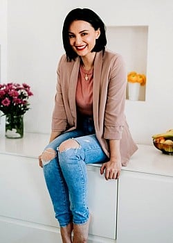Mimi Fiedler image 3 of 3