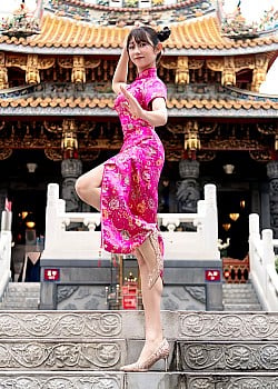 Mina Horie image 2 of 2