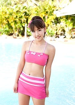 Minami Takahashi image 4 of 4