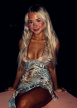 Mira Redwitz image 4 of 4
