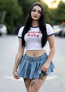 Miranda Kenney image 2 of 4