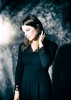 Miranda Lee Richards image 2 of 4