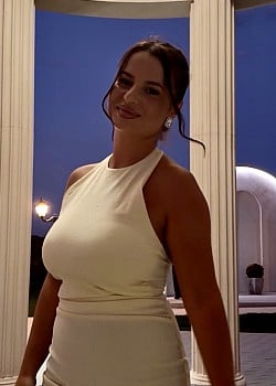 Mire Madalina image 2 of 4