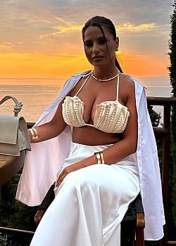 Mire Madalina image 1 of 4