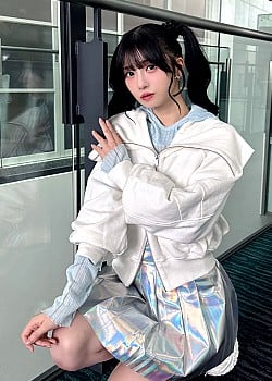 Mirei Suganami image 3 of 3