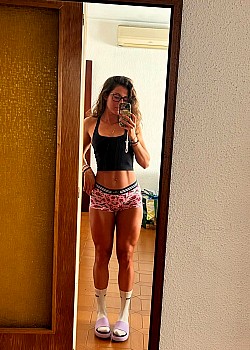 Mireia Iglesias image 4 of 4