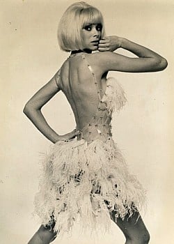Mireille Darc image 2 of 4