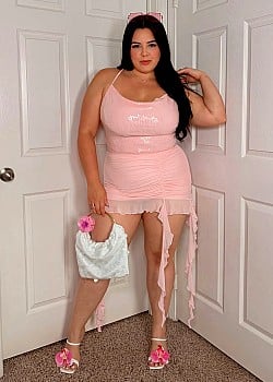 Mirella Gonzalez image 4 of 4