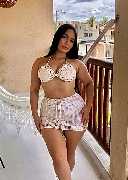 Mirna Araujo image 1 of 3