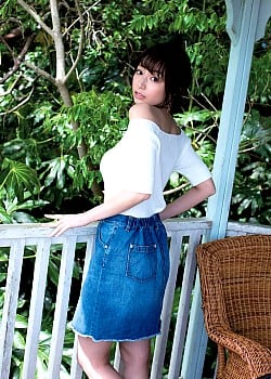 Misato Ugaki image 3 of 4
