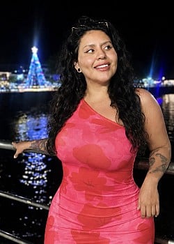 Mishell Moya image 4 of 4