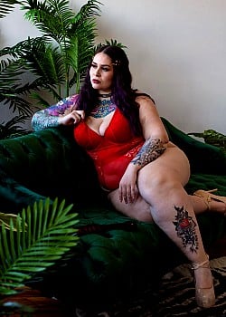 Miss Debbie Darling image 4 of 4