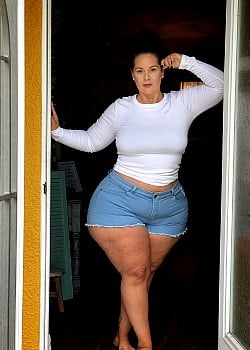 Miss Hourglass