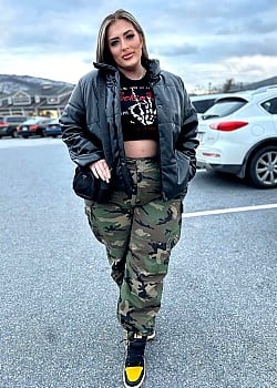 MissThickNTatted image 1 of 4