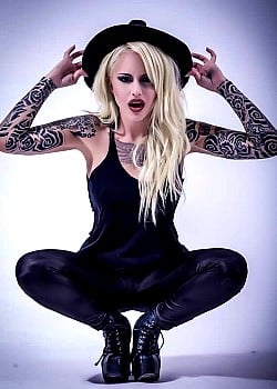Mixi Demner image 2 of 2