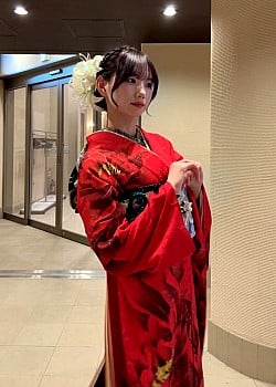 Miyabi Nakano image 2 of 3