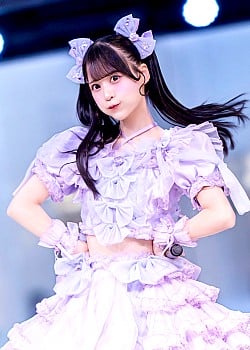 Miyuu Oguri image 2 of 2
