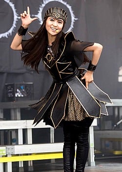 Moa Kikuchi image 2 of 2