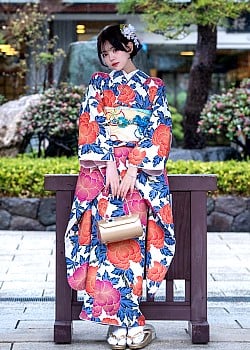 Moe Ishida image 2 of 4