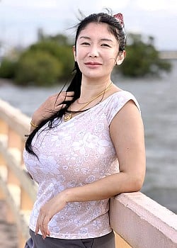 Momay Maymomo image 1 of 4