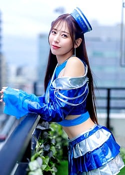 Momo Togawa image 2 of 4