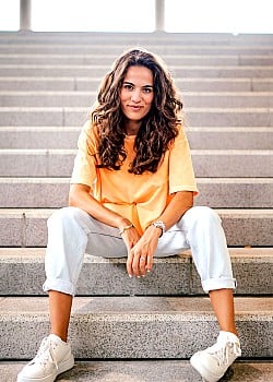 Mona Ameziane image 3 of 4