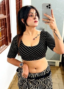 Monika Sharma image 3 of 4
