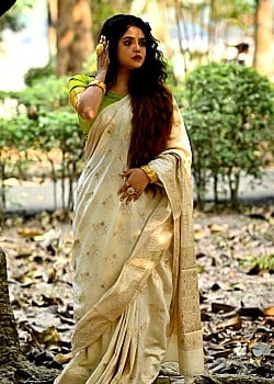 Moonmoon Mondal image 3 of 4