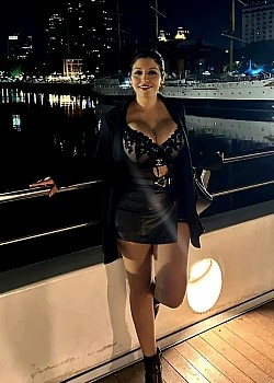 Morena Quiroga image 3 of 4
