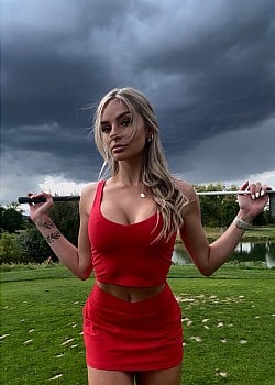 Morgan Rae (Model) image 3 of 4