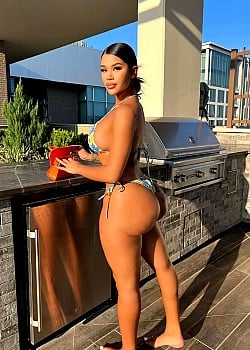 Mulan Hernandez image 3 of 3