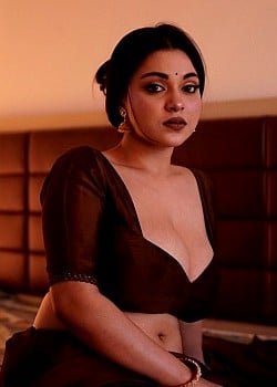 Mumtahina Jahan image 3 of 4