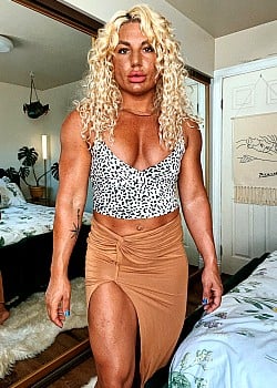 Muscle Marilyn image 2 of 3