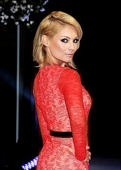 MyAnna Buring image 3 of 4
