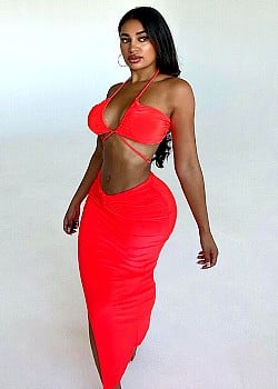 Nadia Fischer image 4 of 4