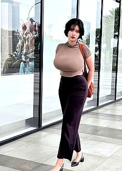 Nadira Diandra image 3 of 4