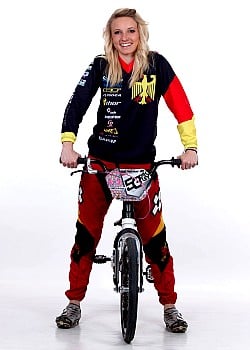 Nadja Pries image 2 of 2