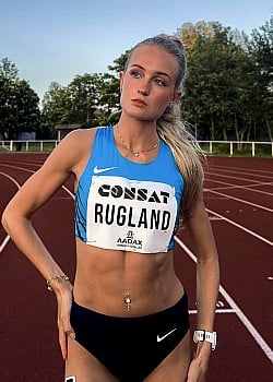 Nadja Rugland image 2 of 2