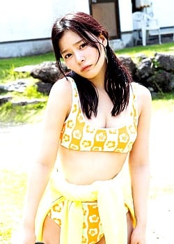 Nagisa Saito image 3 of 3