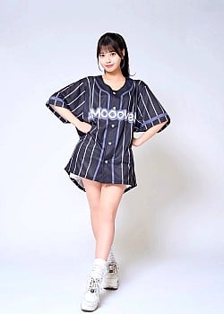 Nana Amasawa image 2 of 2