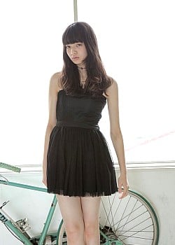 Nana Komatsu image 1 of 2