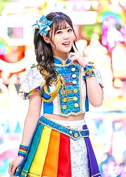 Nana Yamasaki image 3 of 4