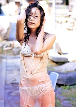 Nanae Akasaka image 3 of 4