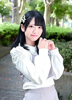 Nanoha Fujisaki image 2 of 3